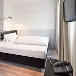 Amadeus Hotel