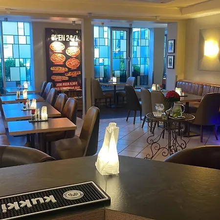 酒店 艾玛迪斯酒店 4*