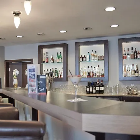 酒店 艾玛迪斯酒店 4*