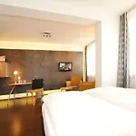 Hotell Amadeus 4*