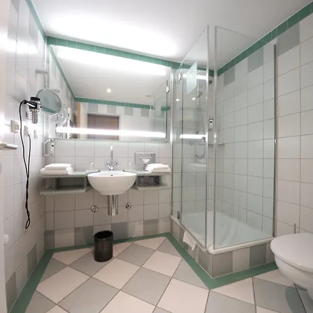 Hotel Amadeus 4*