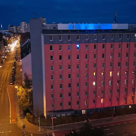 Hotel Amadeus 4*