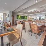 Hotel Amadeus 4*