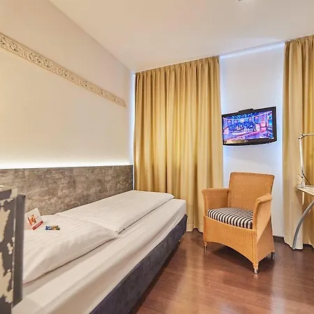 Amadeus Hotel Hanower